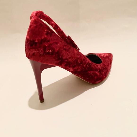 Oscar de la Renta Shoe Red Velvet Heels Stiletto Heel Dress Designer Shoes 37.5 - Picture 14 of 16